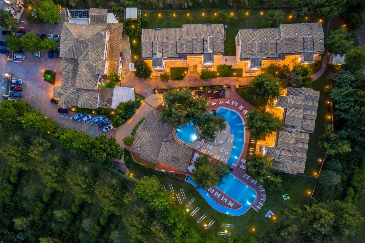 Lesse Hotel Chalkidiki ภายนอก รูปภาพ