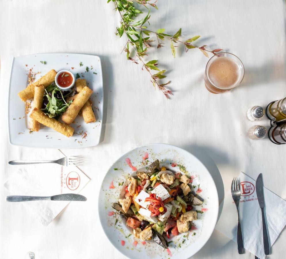 Lesse Hotel Chalkidiki ภายนอก รูปภาพ